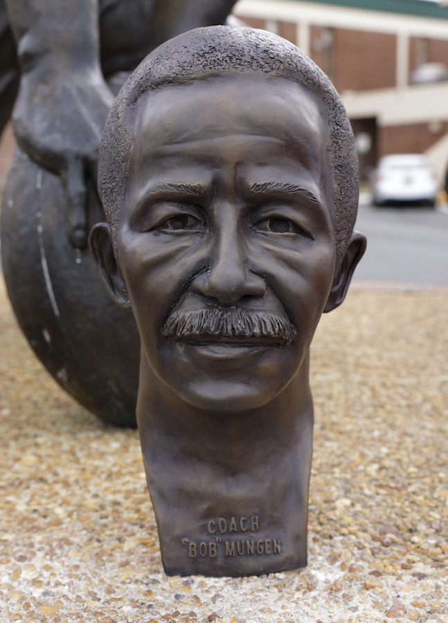 Coach Bob Mugen bust