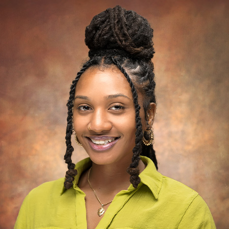 Jazmin Foster