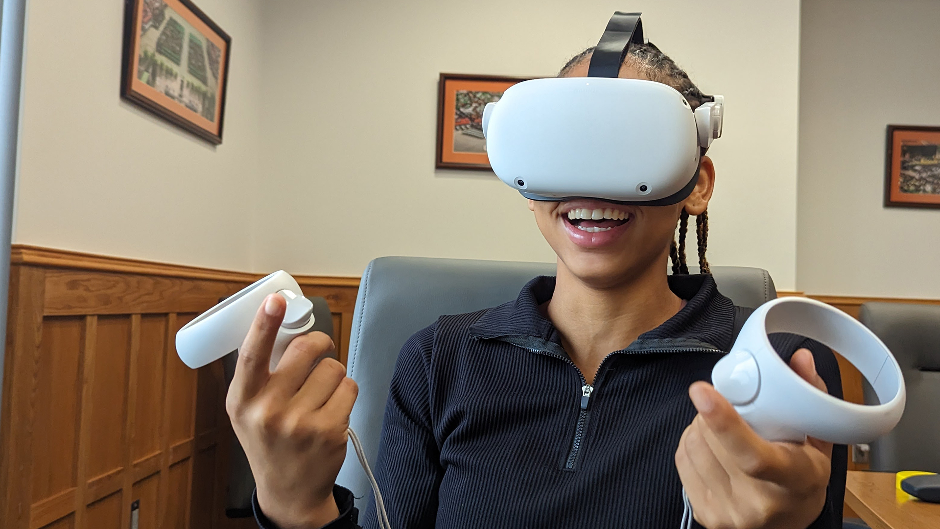 Nya Bostic, FAMU Student, experiencing the Rattlerverse for the first time